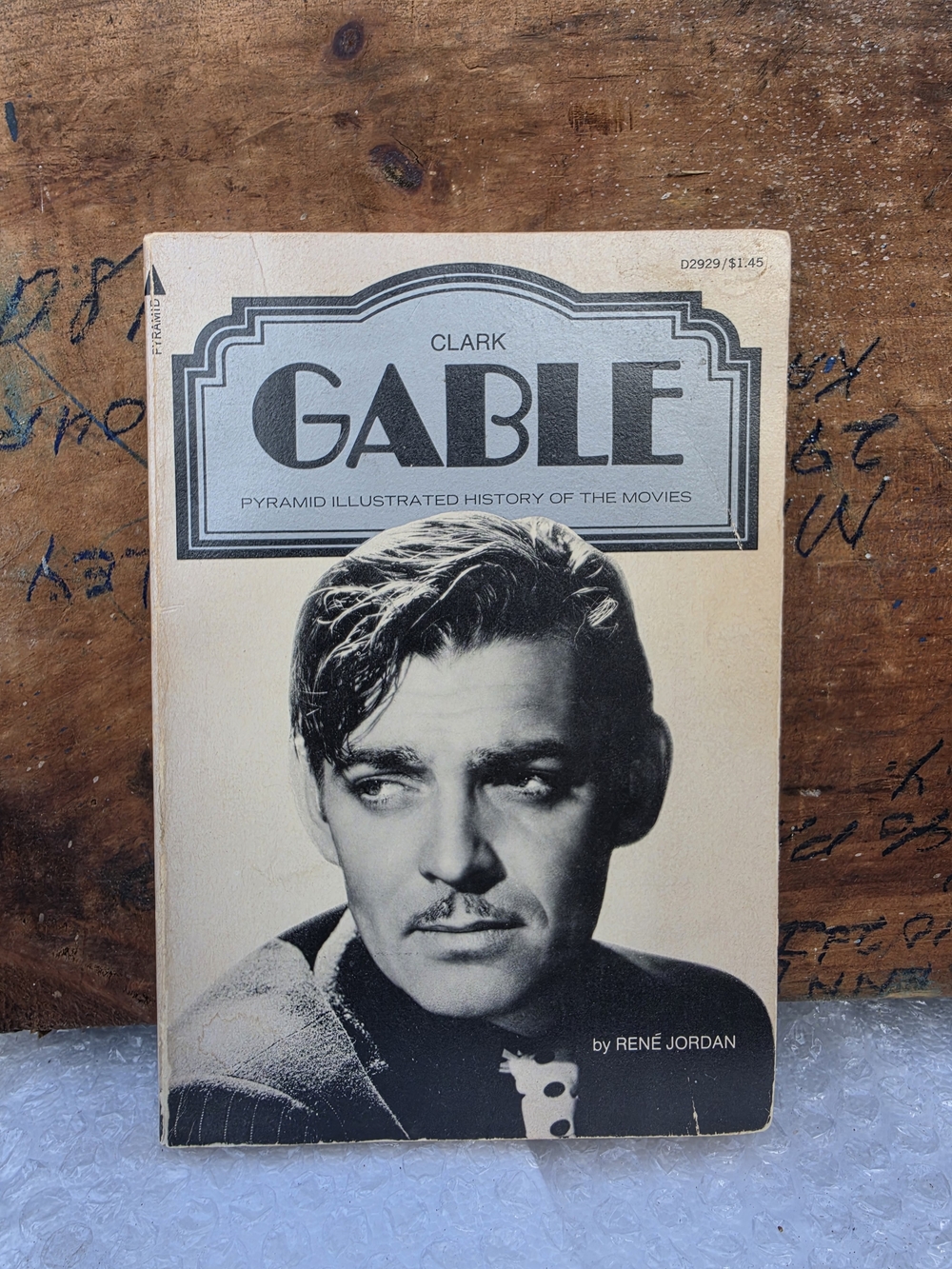 Clark Gable Vintage-Style BOOK - Black & Cream Type